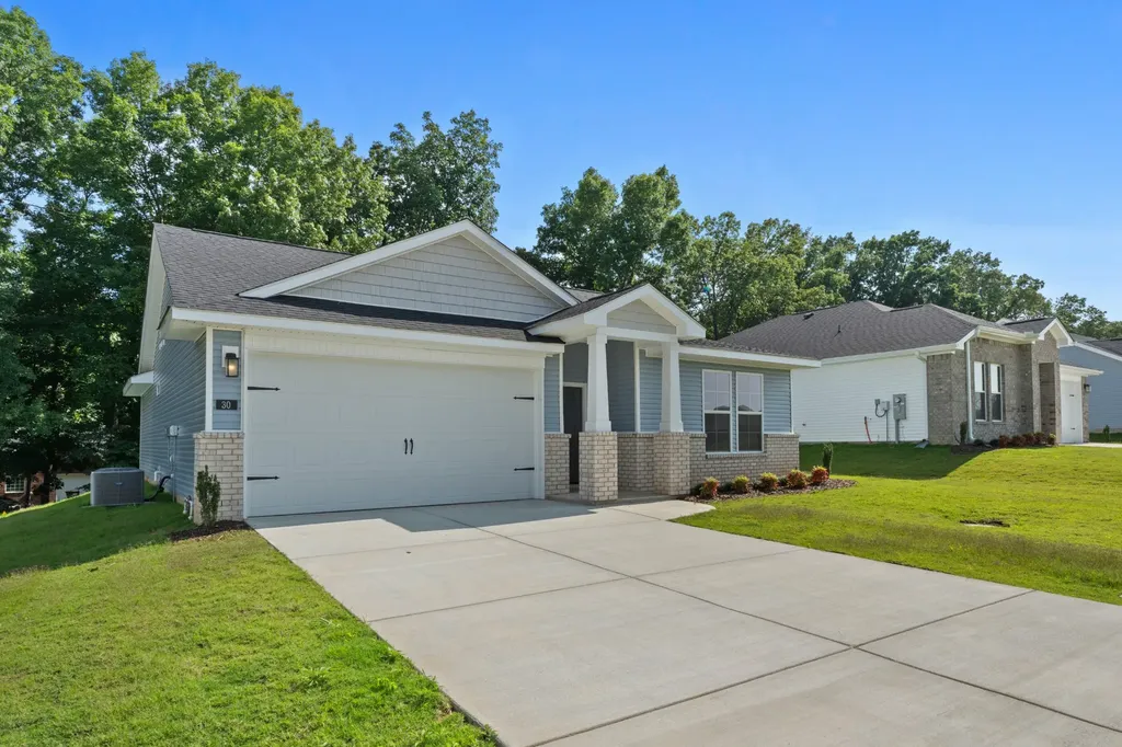 30 Aurora Circle Fayetteville TN 37334