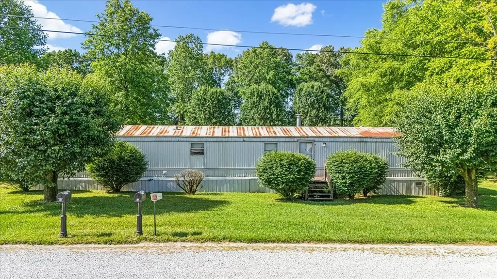 0 Ez Lane Manchester TN 37355