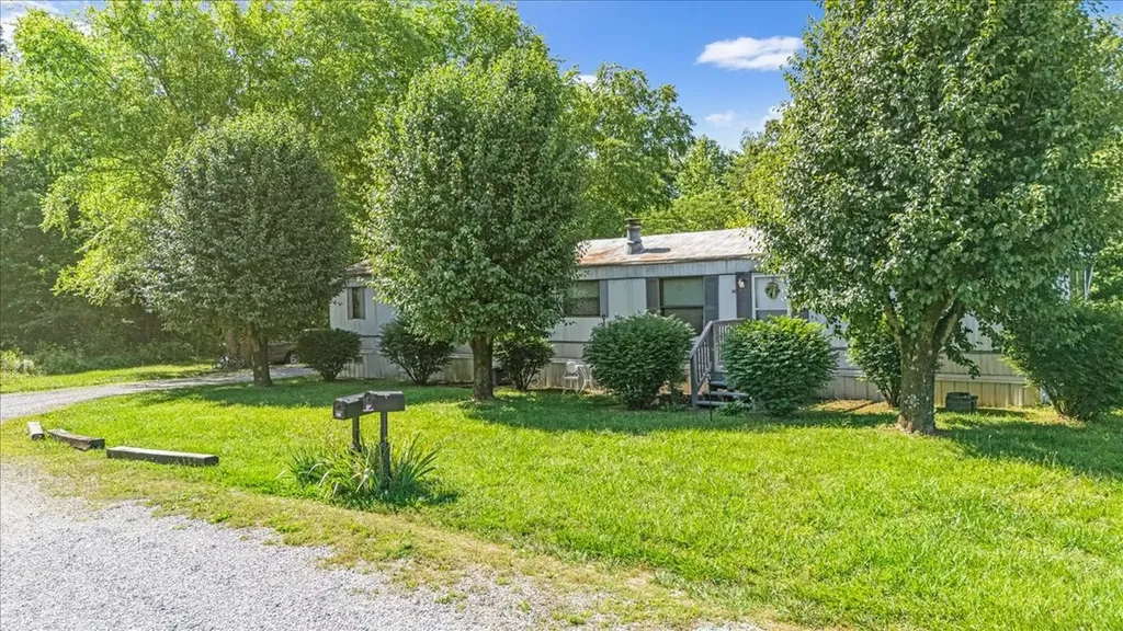0 Ez Lane Manchester TN 37355