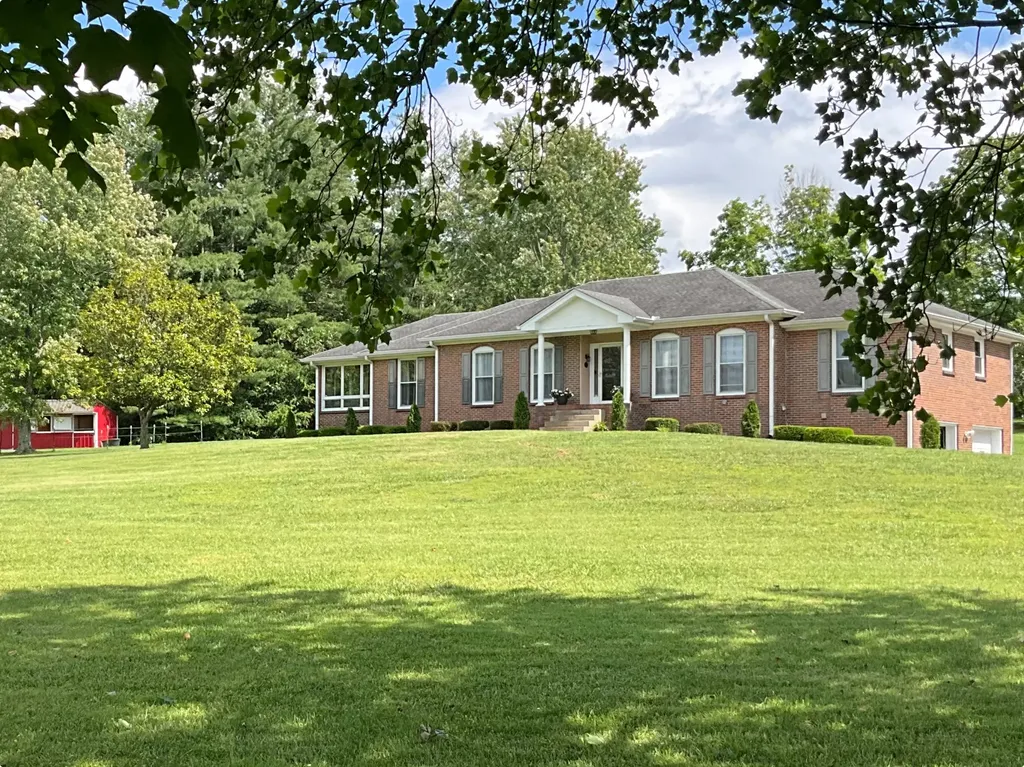 5247 Stacy Springs Road Springfield TN 37172