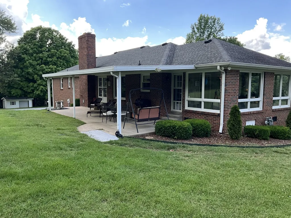 5247 Stacy Springs Road Springfield TN 37172