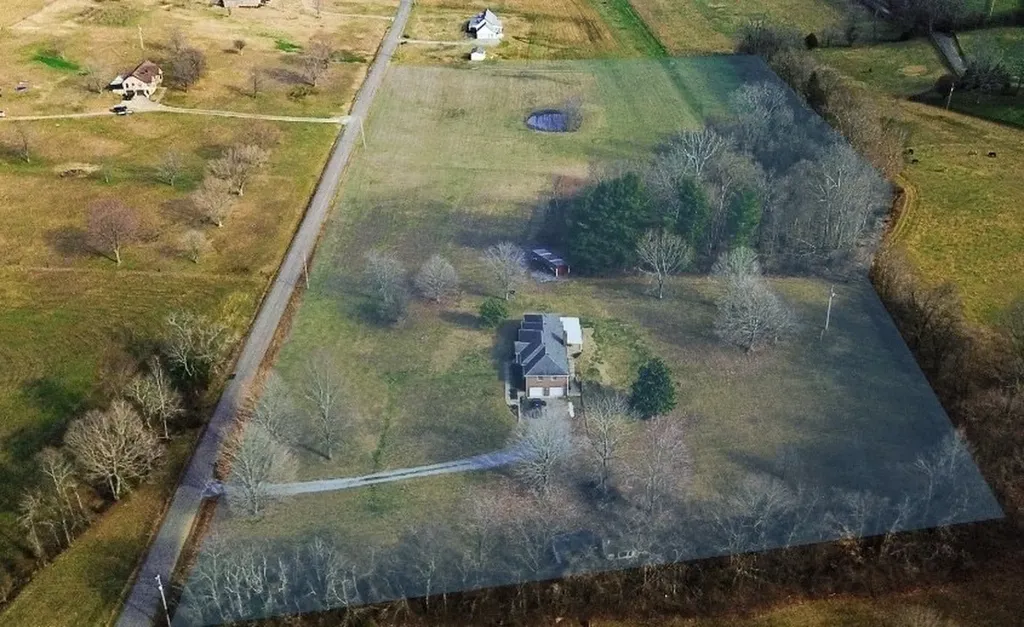 5247 Stacy Springs Road Springfield TN 37172
