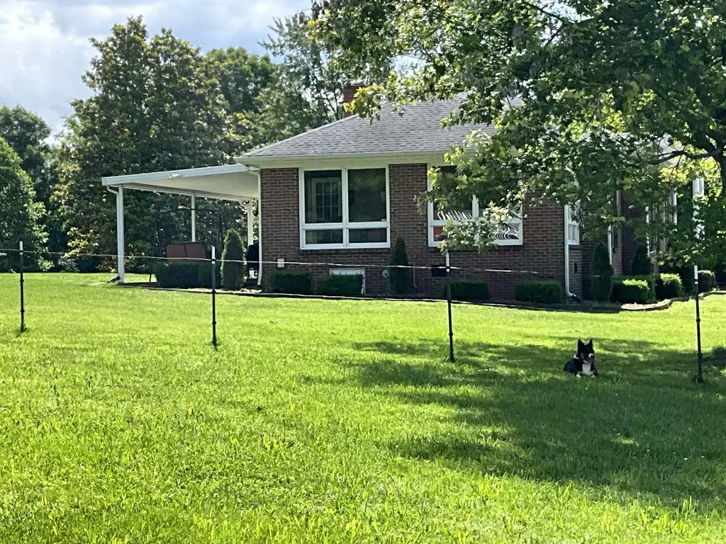5247 Stacy Springs Road Springfield TN 37172