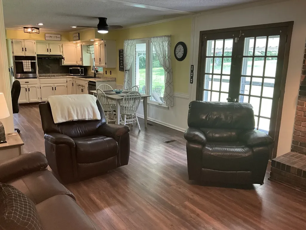 5247 Stacy Springs Road Springfield TN 37172