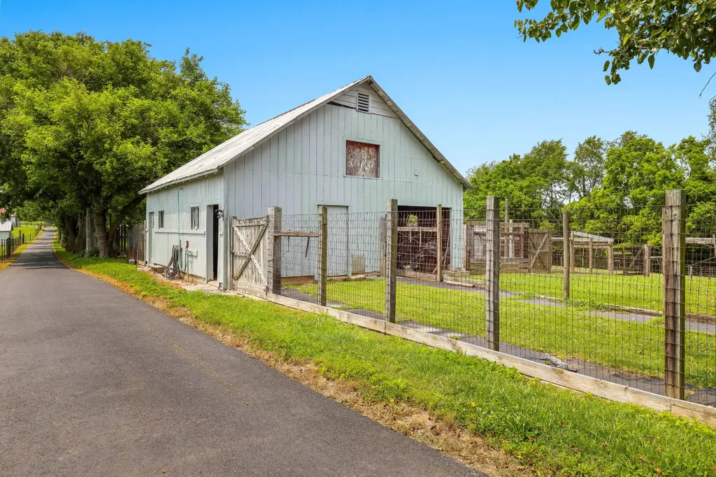 5148 Hwy 49w Springfield TN 37172