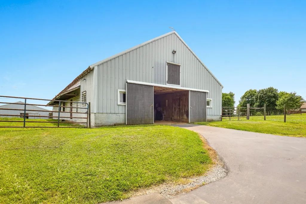 5148 Hwy 49w Springfield TN 37172