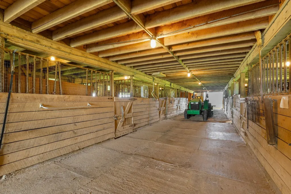 5148 Hwy 49w Springfield TN 37172