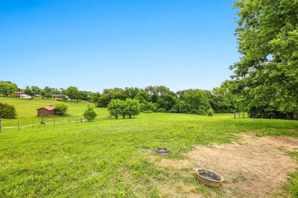 5148 Hwy 49w Springfield TN 37172