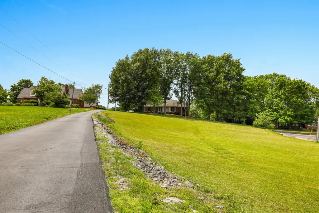 5148 Hwy 49w Springfield TN 37172