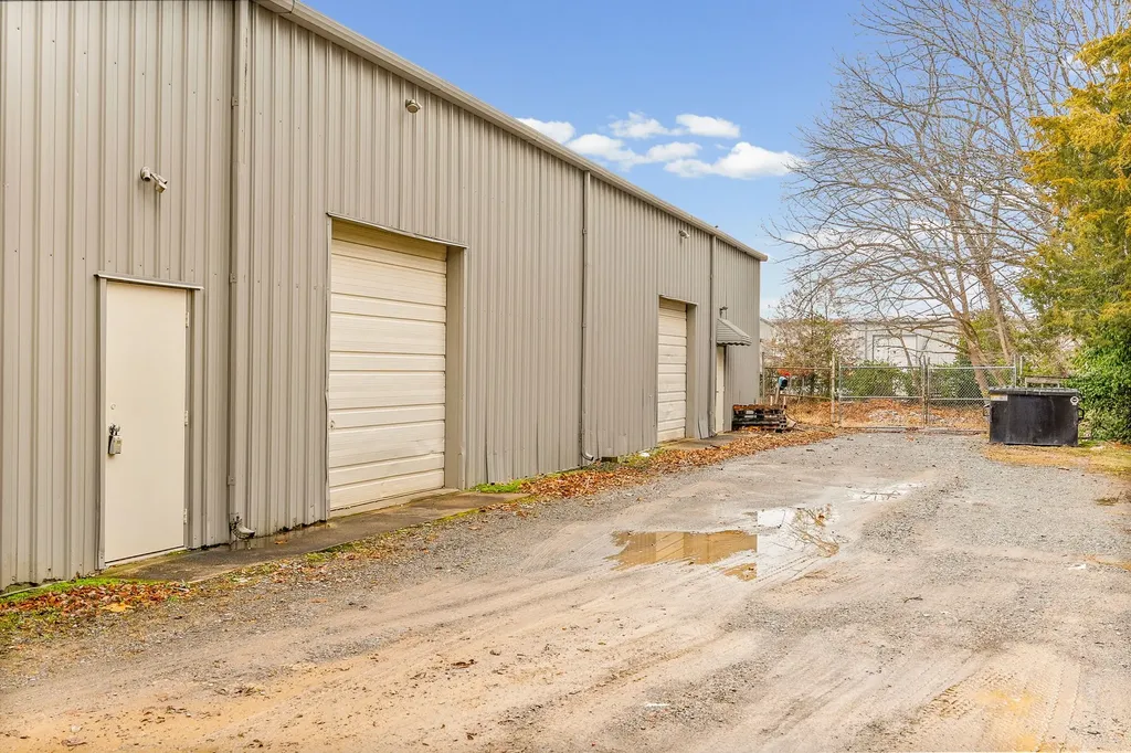 1379D Ashland City Road Clarksville TN 37040