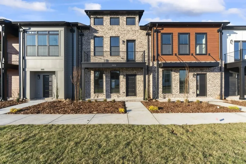 2124 Gracie Bug Loop Murfreesboro TN 37128