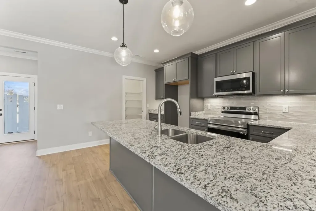 2124 Gracie Bug Loop Murfreesboro TN 37128