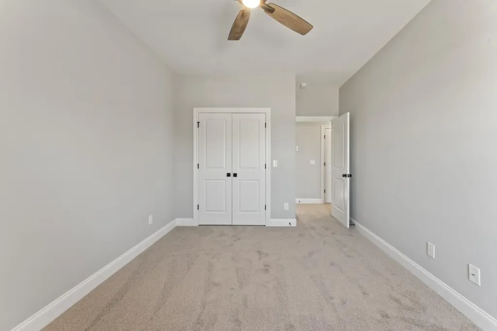 2124 Gracie Bug Loop Murfreesboro TN 37128