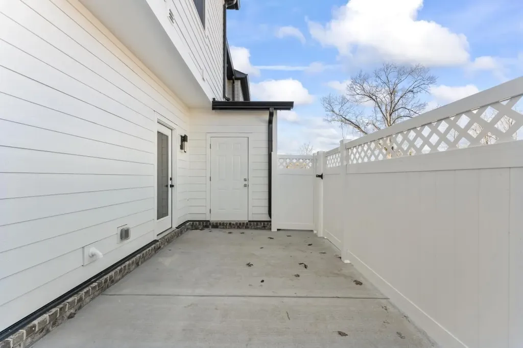 2124 Gracie Bug Loop Murfreesboro TN 37128