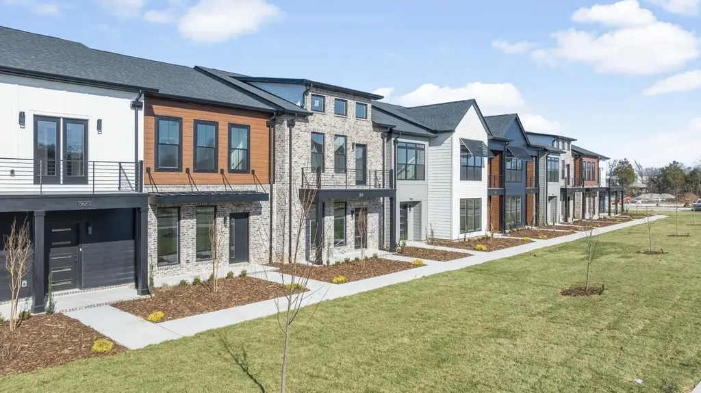 2124 Gracie Bug Loop Murfreesboro TN 37128