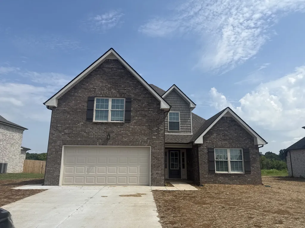 3325 Curie Circle Christiana TN 37037