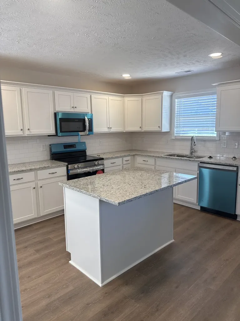 3325 Curie Circle Christiana TN 37037