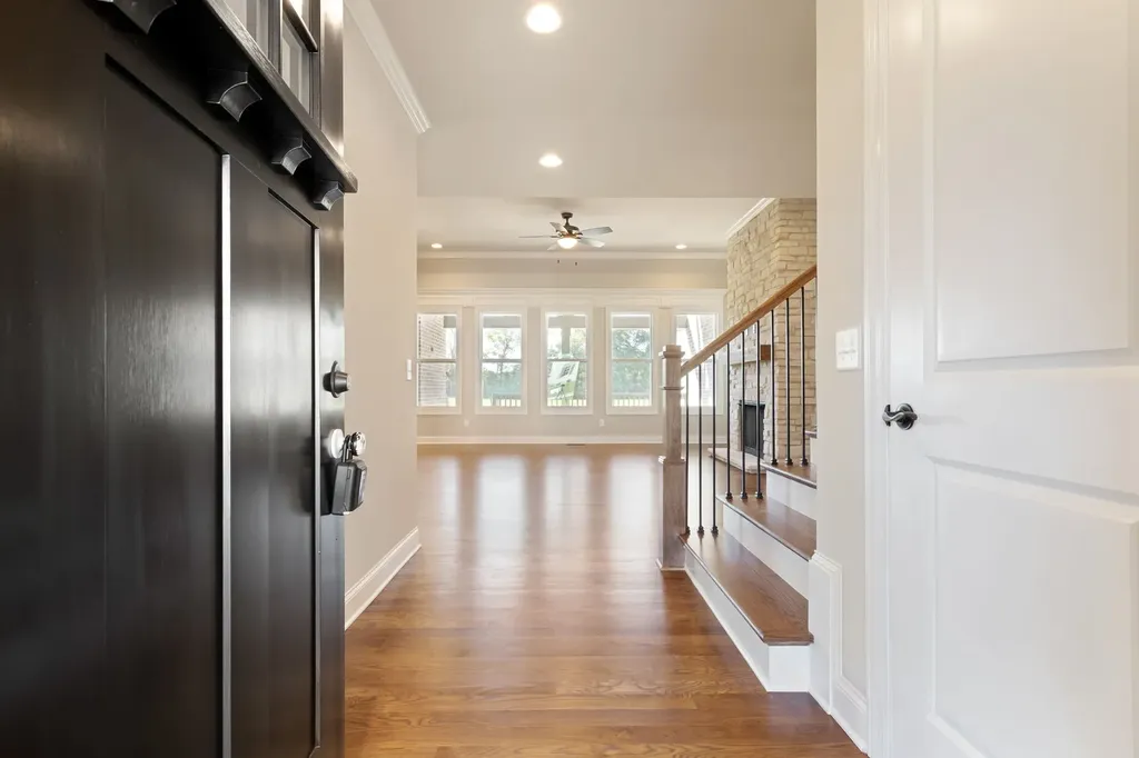 4111 Affiant Way Columbia TN 38401