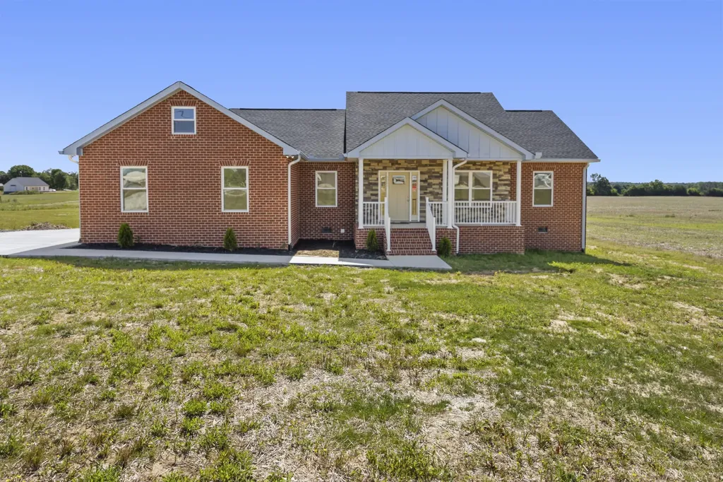 6265 Mcminnville Highway Smithville TN 37166