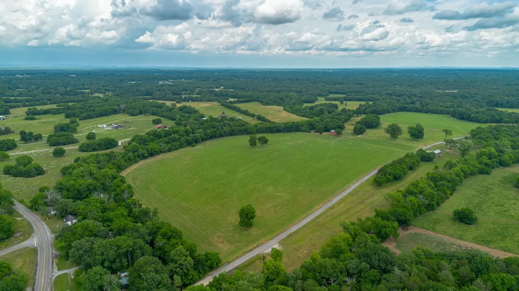 0 Wallace Thompson Road Lewisburg TN 37091