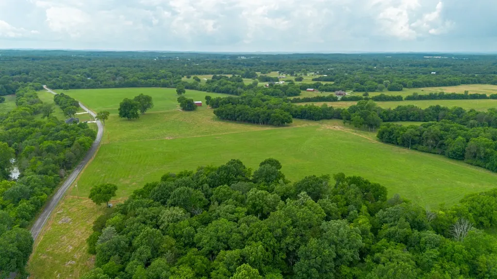 0 Wallace Thompson Road Lewisburg TN 37091