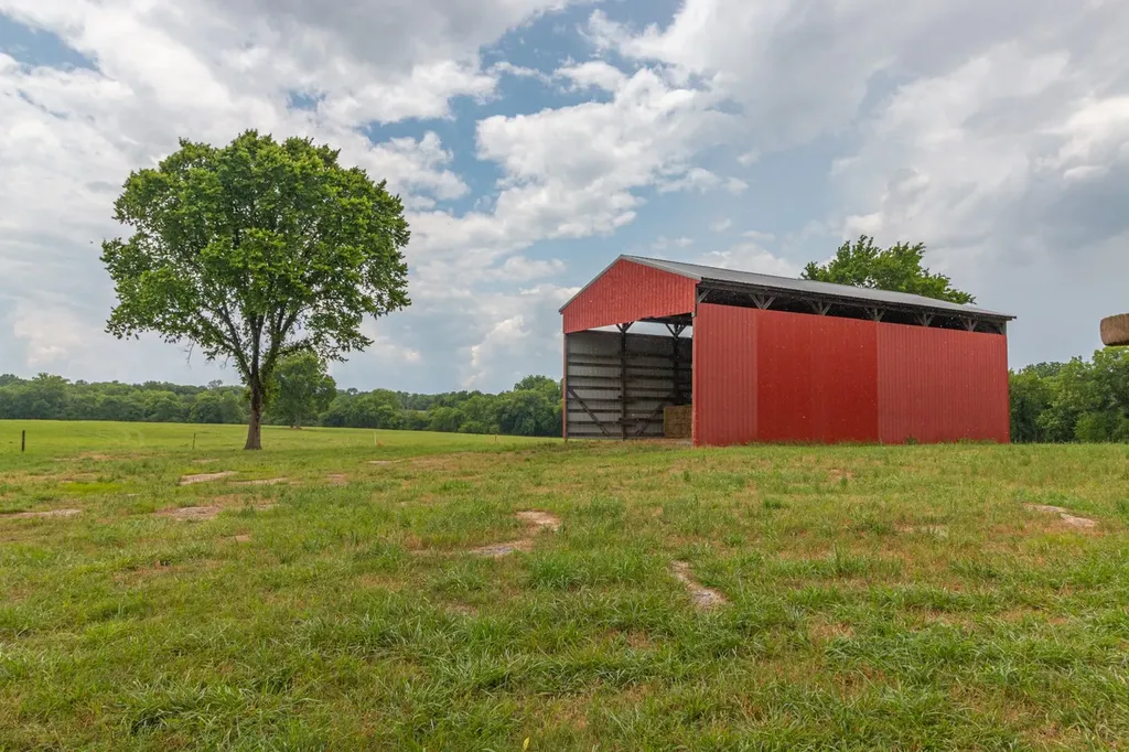 0 Wallace Thompson Road Lewisburg TN 37091