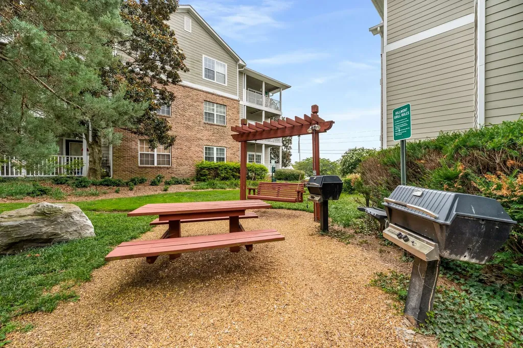 2025 Woodmont Boulevard Nashville TN 37215