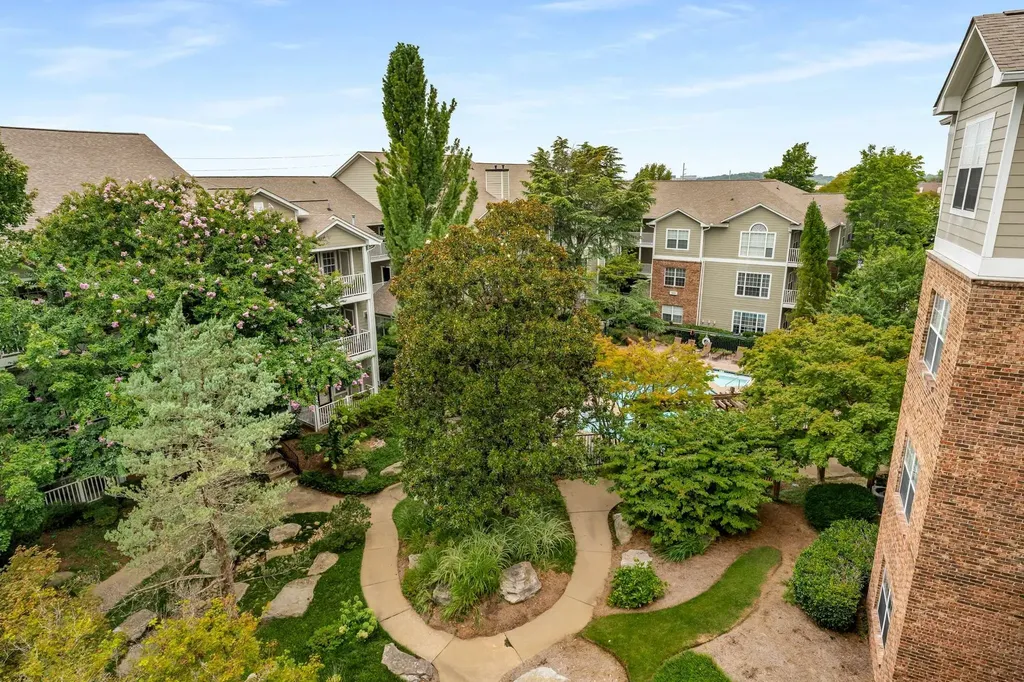 2025 Woodmont Boulevard Nashville TN 37215