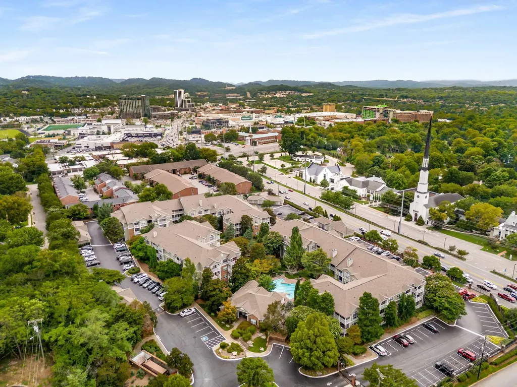 2025 Woodmont Boulevard Nashville TN 37215