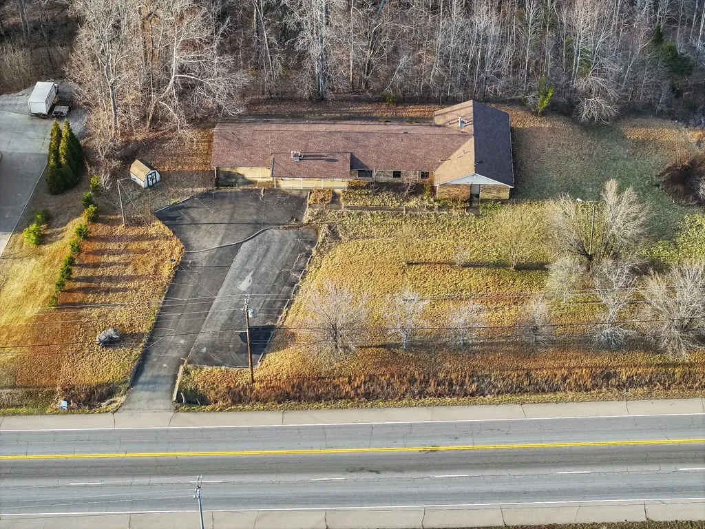 2425 Highway 41a Bypass Clarksville TN 37043