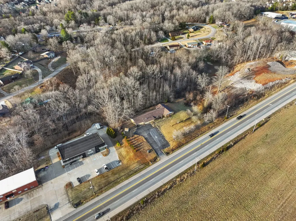 2425 Highway 41a Bypass Clarksville TN 37043