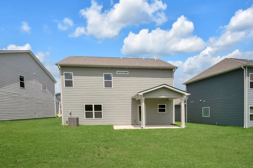 233 Summerlin Drive Gallatin TN 37066