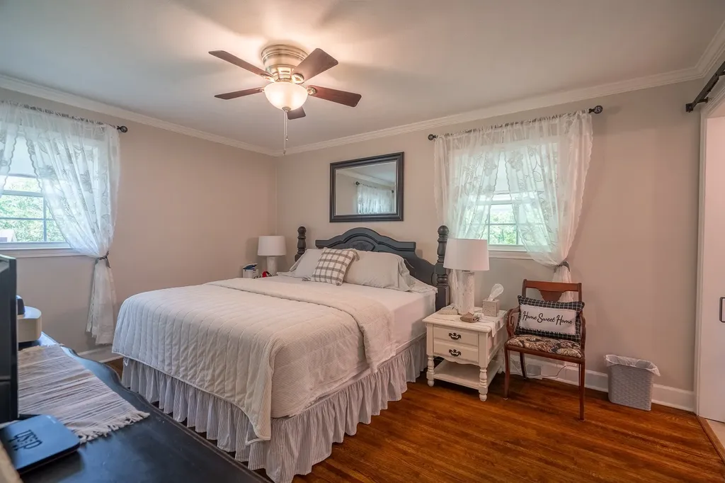 1448 Baker Lane Lawrenceburg TN 38464