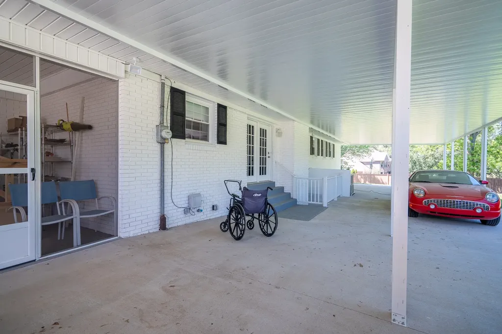 1448 Baker Lane Lawrenceburg TN 38464