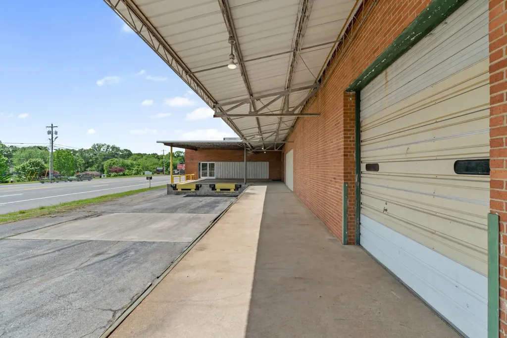 4000 Memorial Boulevard Springfield TN 37172