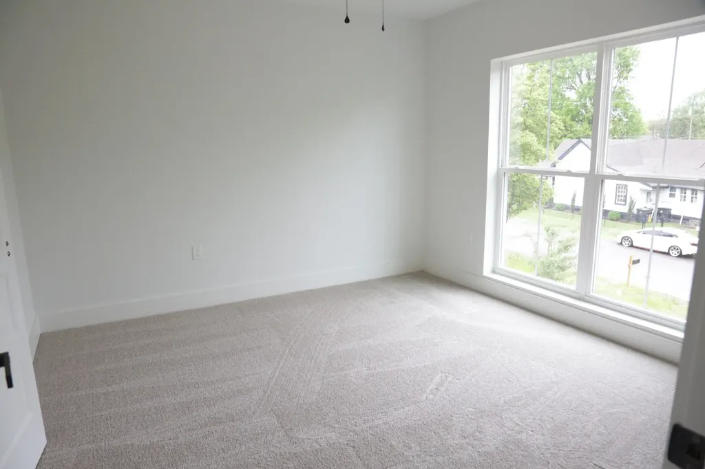 2226A Fox Avenue Nashville TN 37210