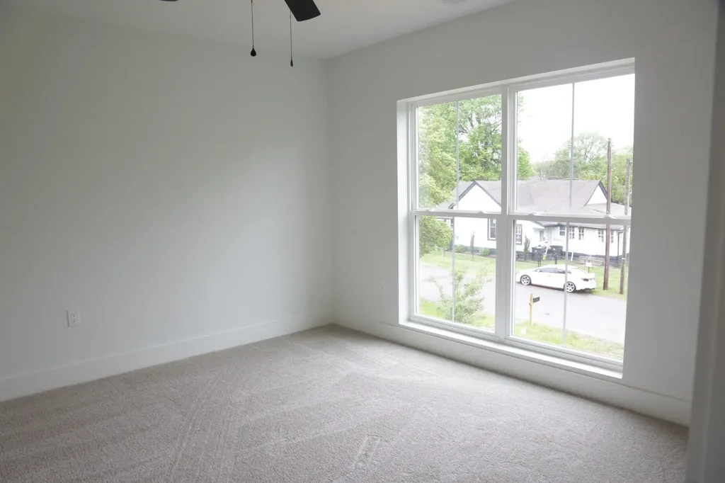 2226A Fox Avenue Nashville TN 37210