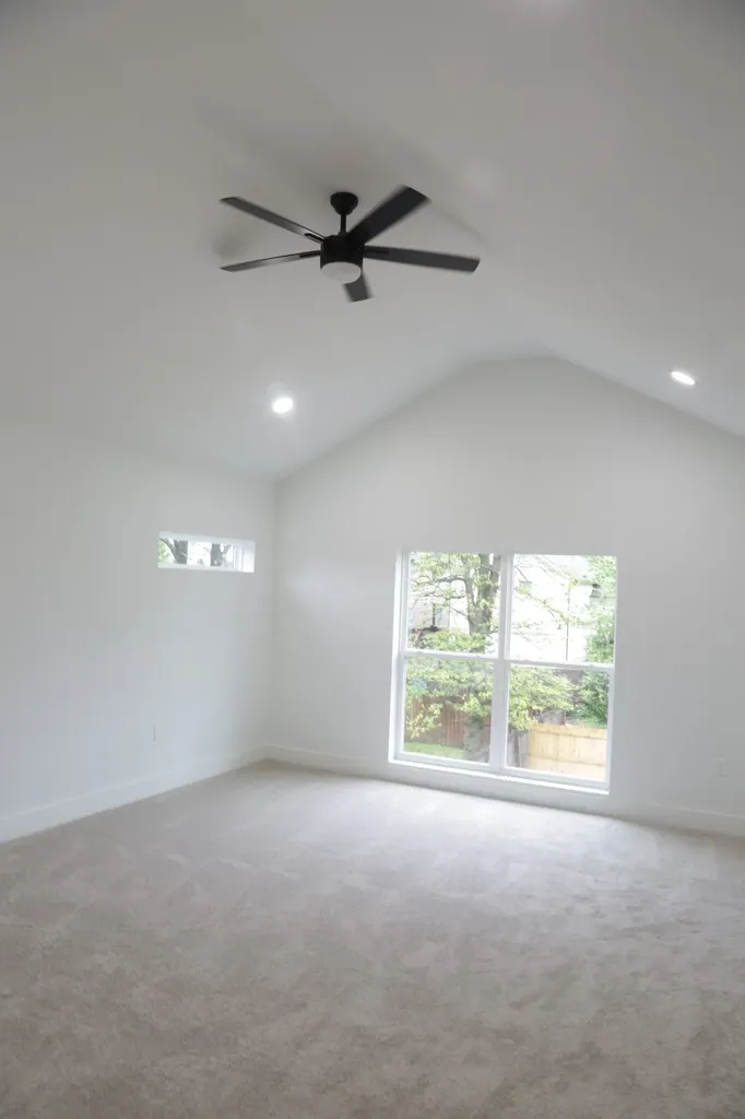 2226A Fox Avenue Nashville TN 37210