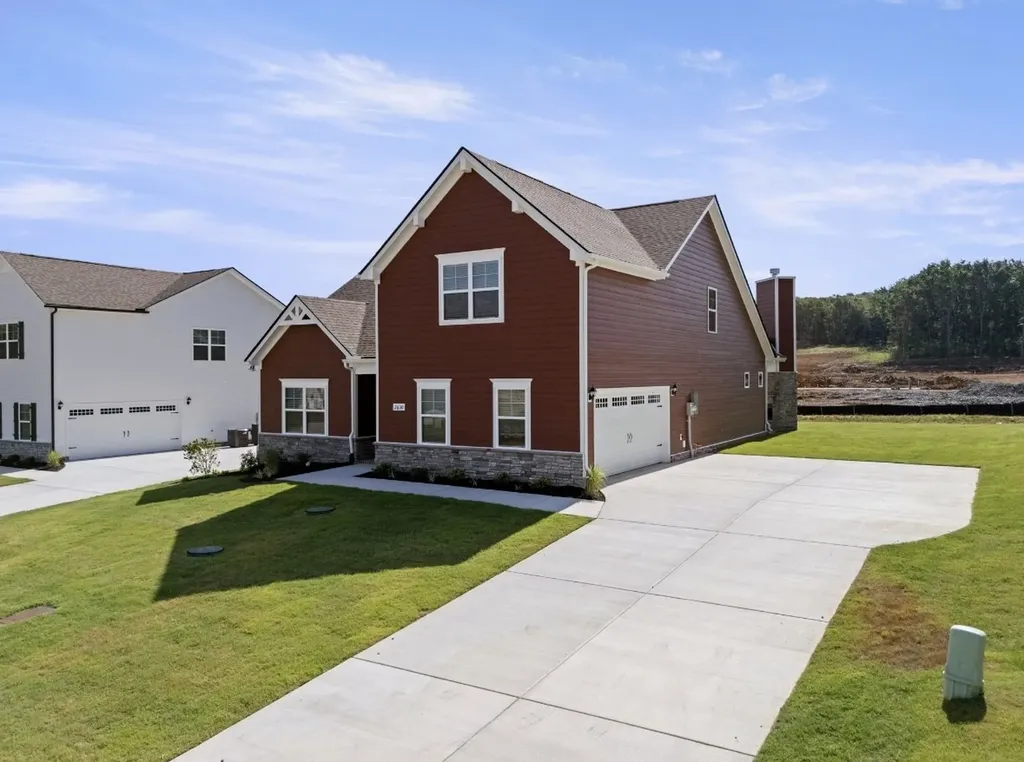 2630 Unitas Drive, E Murfreesboro TN 37129