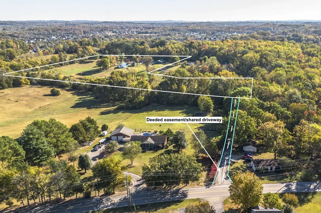 6307 N New Hope Road Hermitage TN 37076