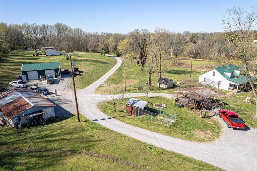 6307 N New Hope Road Hermitage TN 37076