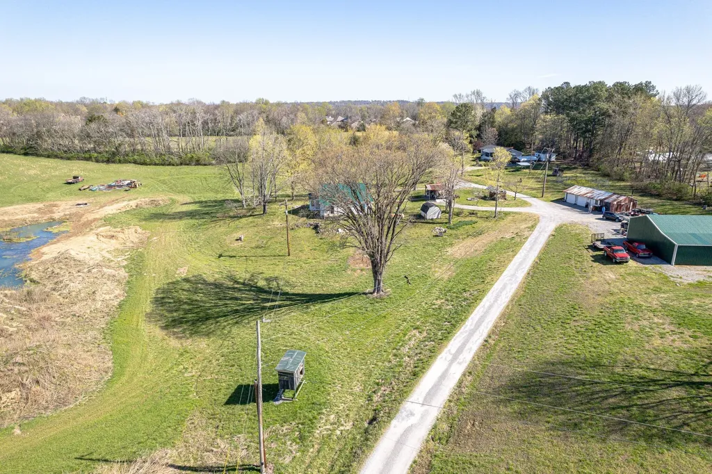 6307 N New Hope Road Hermitage TN 37076