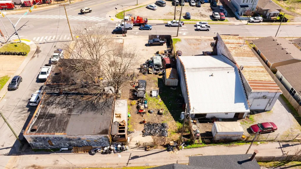 1005 2nd Ave, S Nashville TN 37210