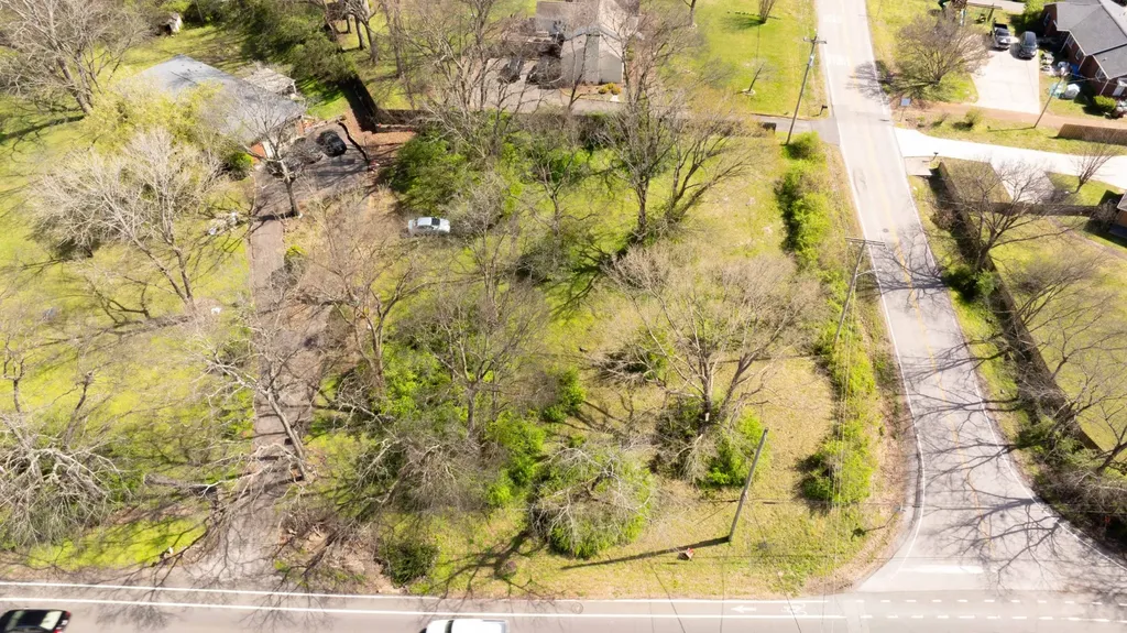 6465 Charlotte Pike Nashville TN 37209