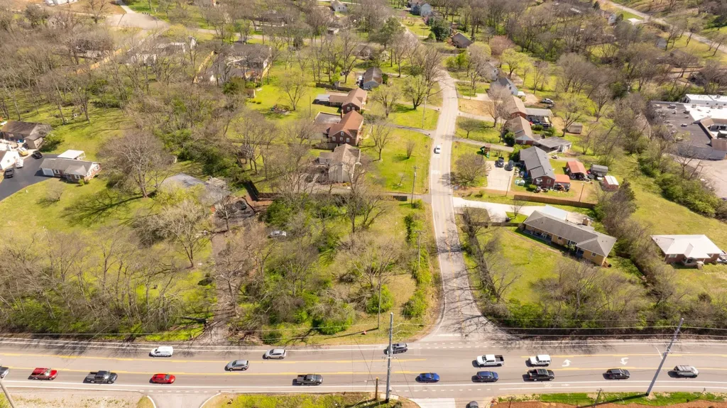 6465 Charlotte Pike Nashville TN 37209