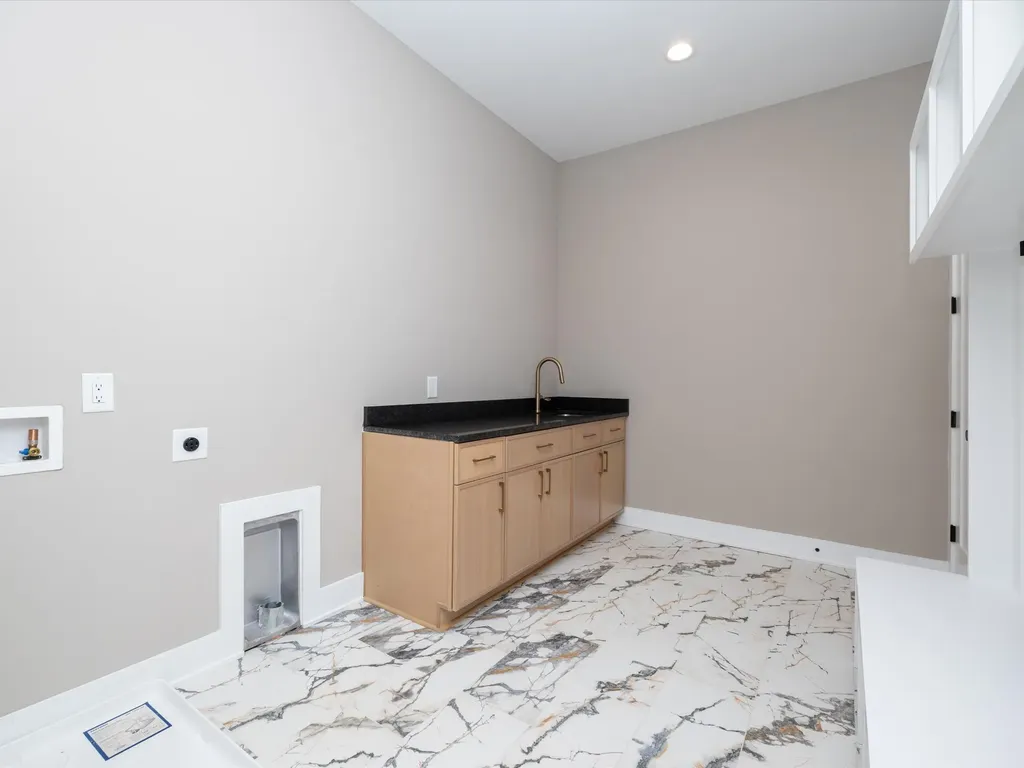 3207B Long Boulevard Nashville TN 37203
