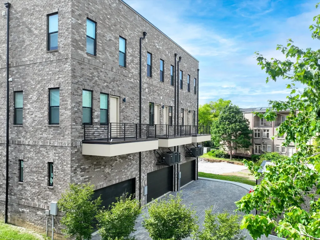 3207B Long Boulevard Nashville TN 37203