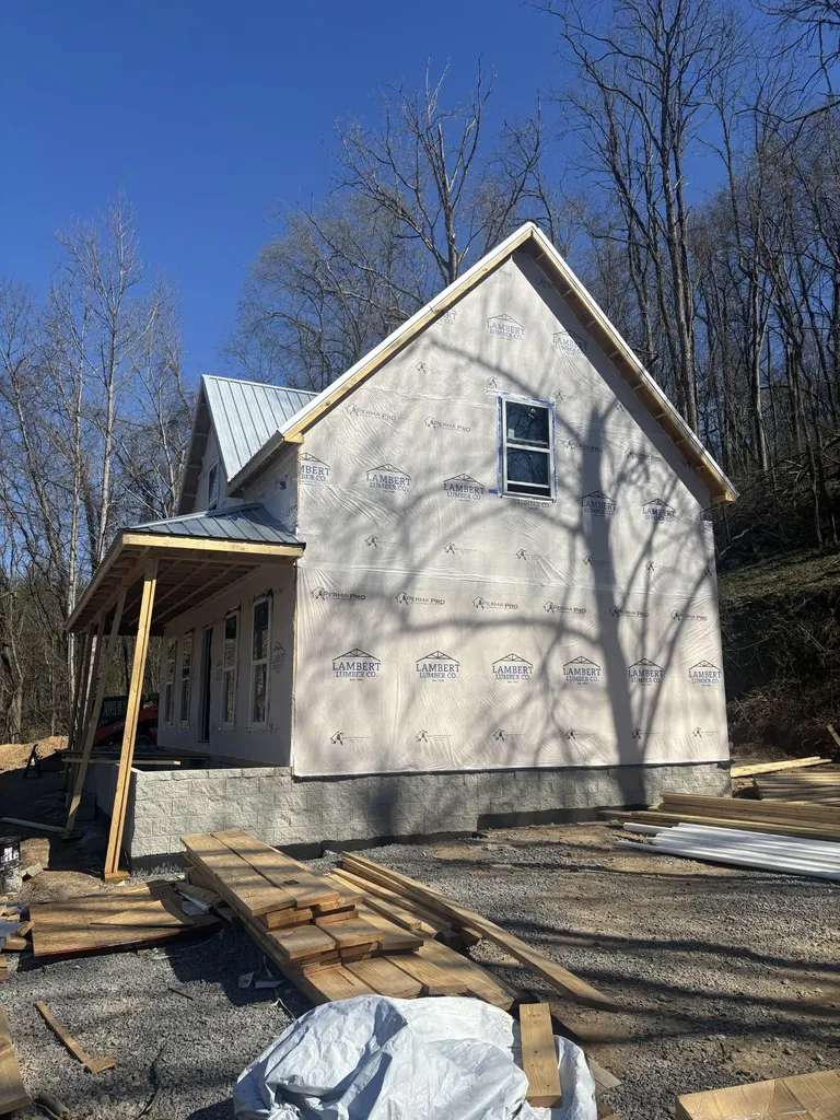 2027 Old Lake Road Lewisburg TN 37091