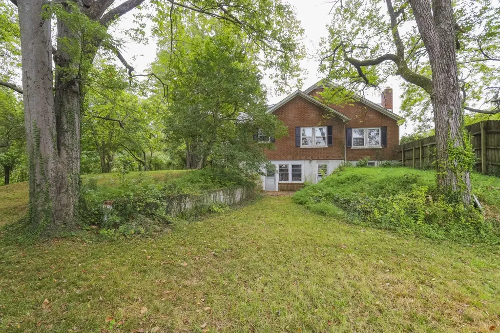 103 Bass Drive Columbia TN 38401