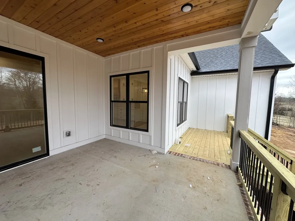 2660 Jarrell Ridge Road Clarksville TN 37043